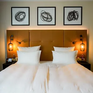 https://steigenberger-parkhotel-dusseldorf.dusseldorf-hotel.net